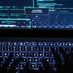 Операционные системы Microsoft и Apple взломали на турнире хакеров в Канаде